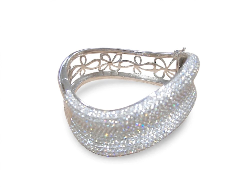 Pulseira em Ouro 18k com Diamante