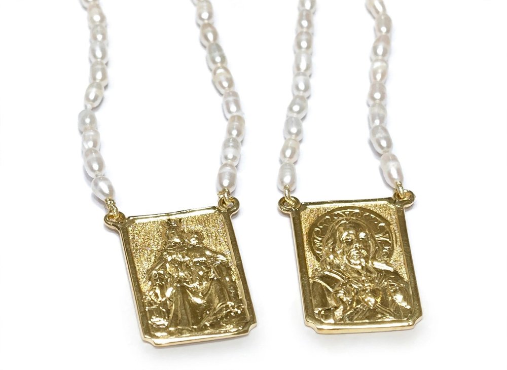 Escapulário em Ouro Amarelo 18k com Pérola