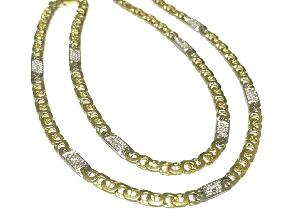 Corrente em Ouro Branco 18k com Diamante