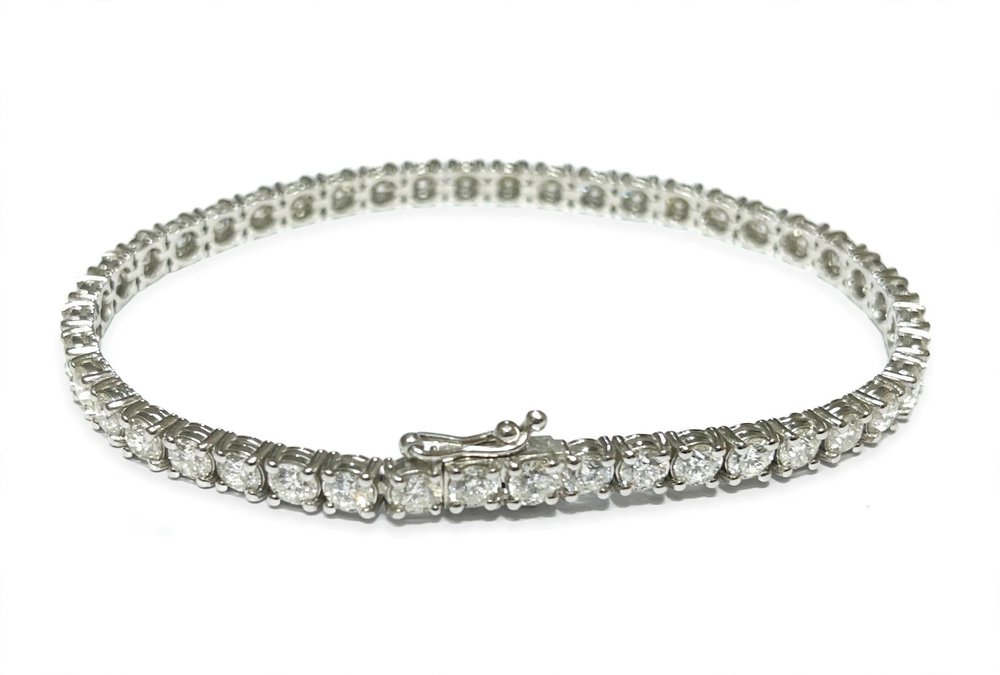 Pulseira em Ouro Branco 18k com Diamante