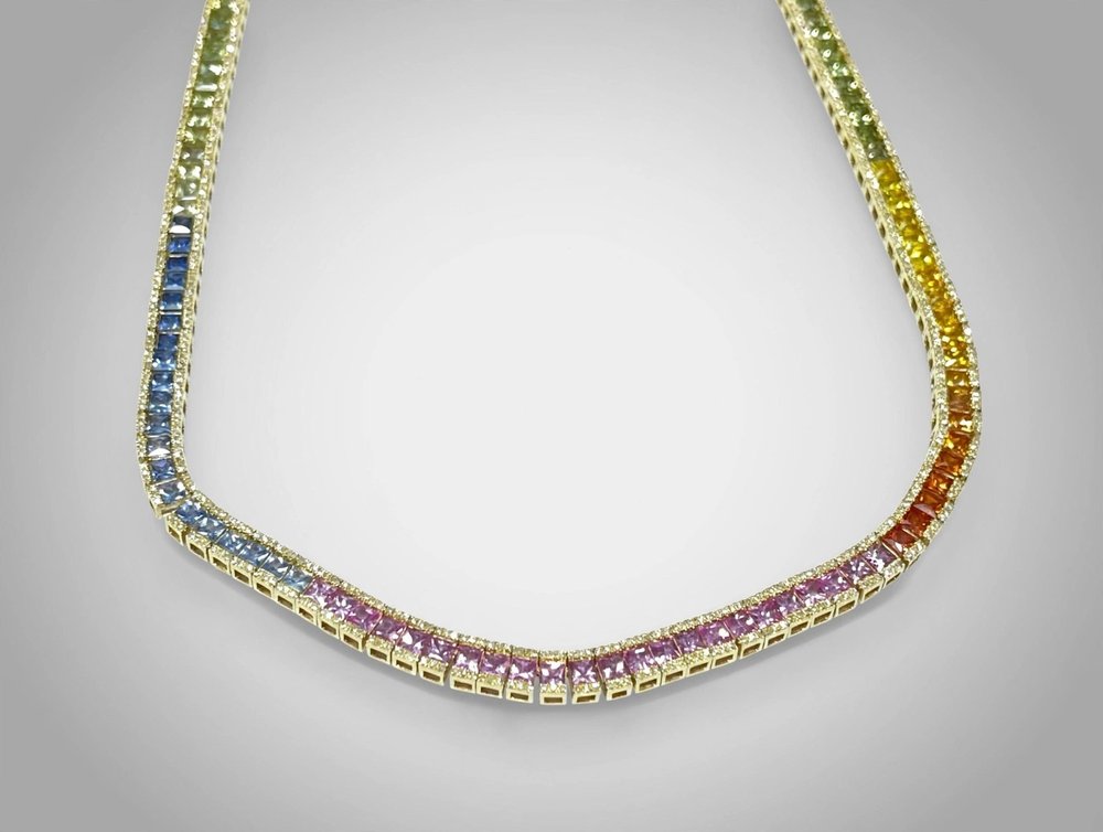 Colar em Ouro Amarelo 18k com Diamante e Safira