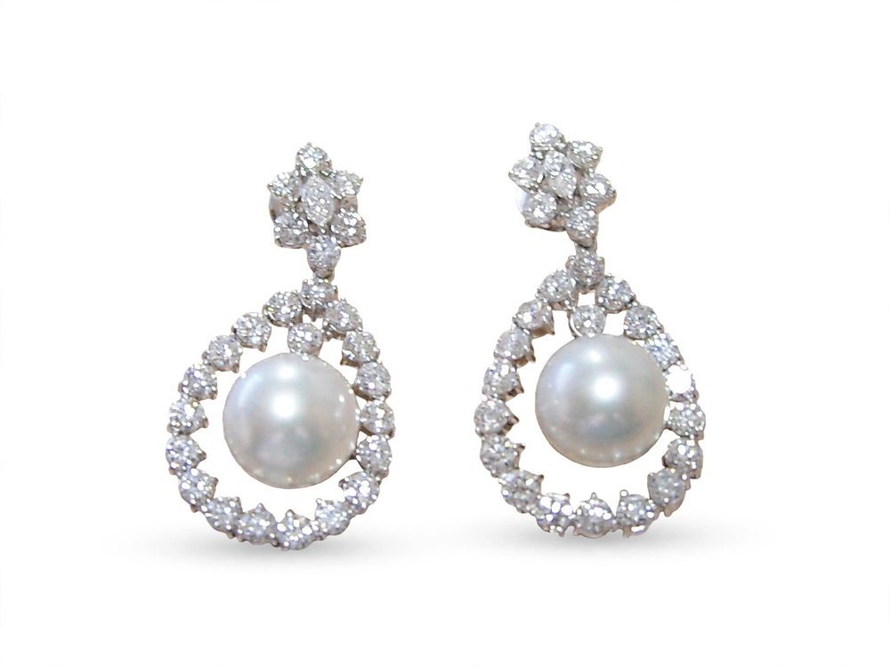 Brinco em Ouro 18k com Diamante e Pérola