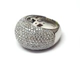 Anel em Ouro Branco 18k com Diamante