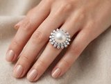 Anel em Ouro 18k com Diamante e Pérola