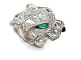 Anel Pantera em Ouro Branco 18k com Esmeralda