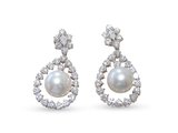 Brinco em Ouro 18k com Diamante e Pérola