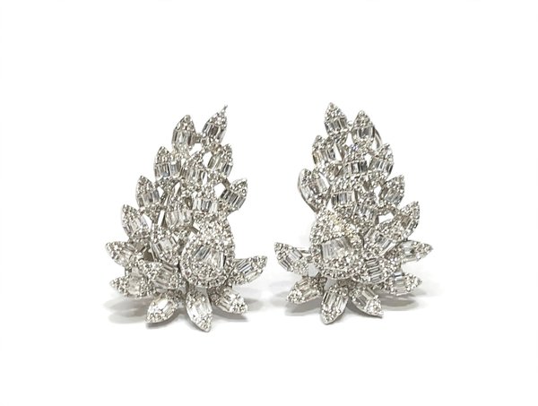 Brinco em Ouro Branco 18k III