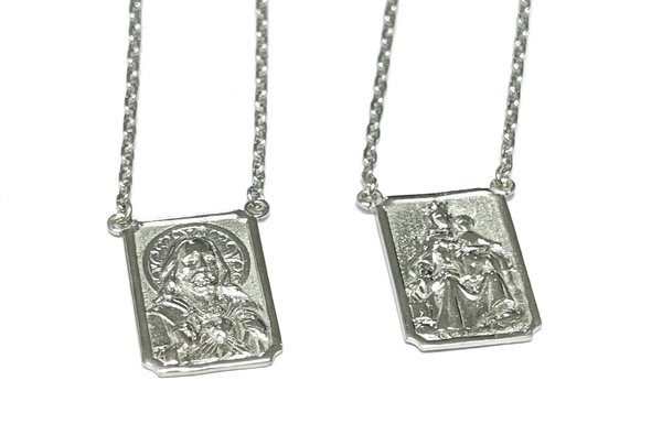 Escapulário em Ouro Branco 18k