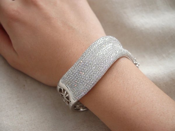 Pulseira em Ouro 18k com Diamante