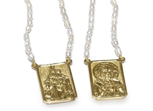 Escapulário em Ouro Amarelo 18k com Pérola
