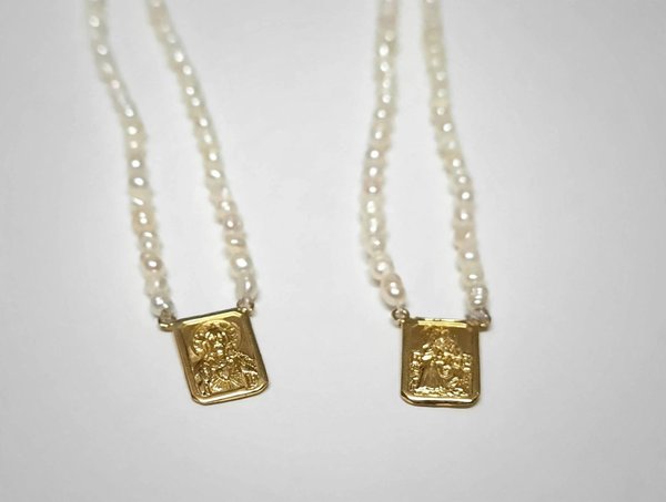 Escapulário em Ouro 18k com Pérola III