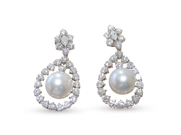 Brinco em Ouro 18k com Diamante e Pérola