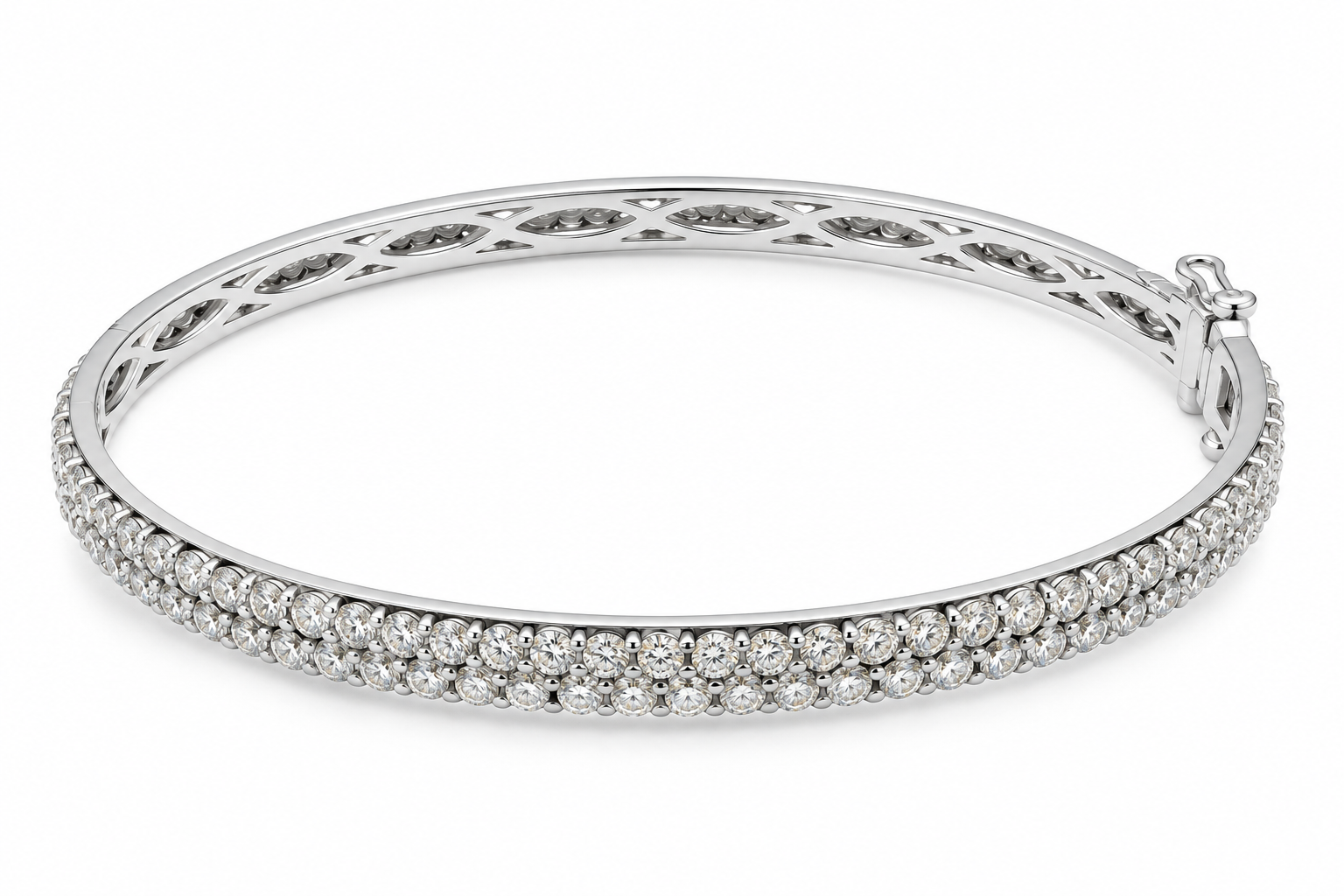 Bracelete em Ouro Branco 18k com Diamante